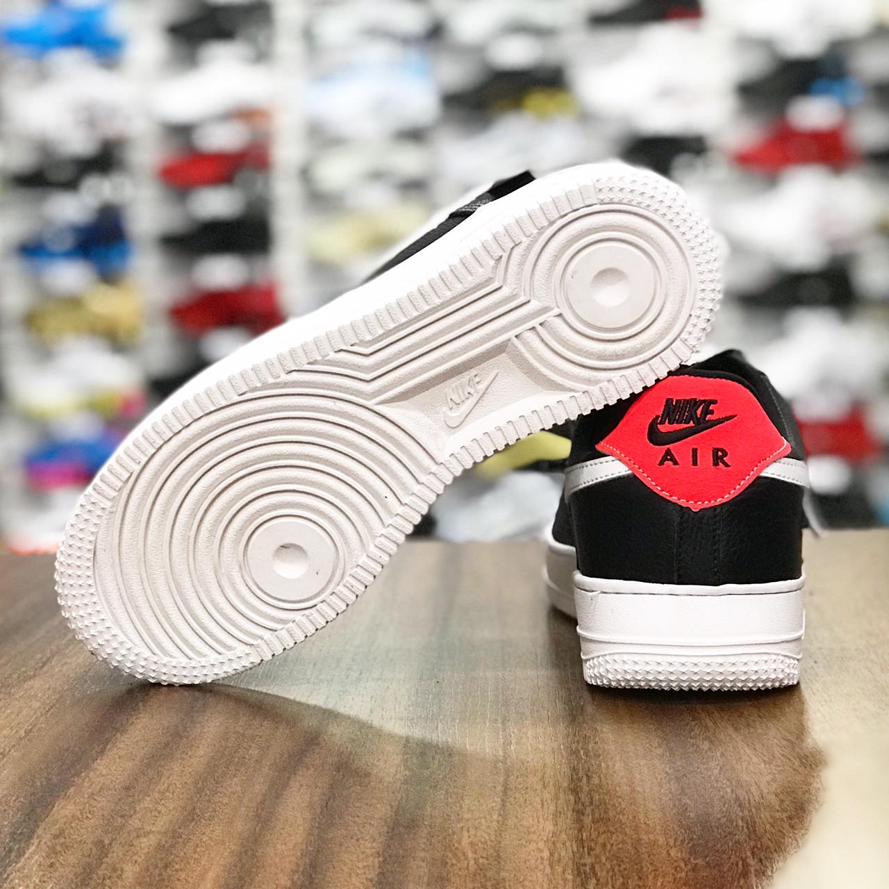 Nike air force 1 best sale black toe