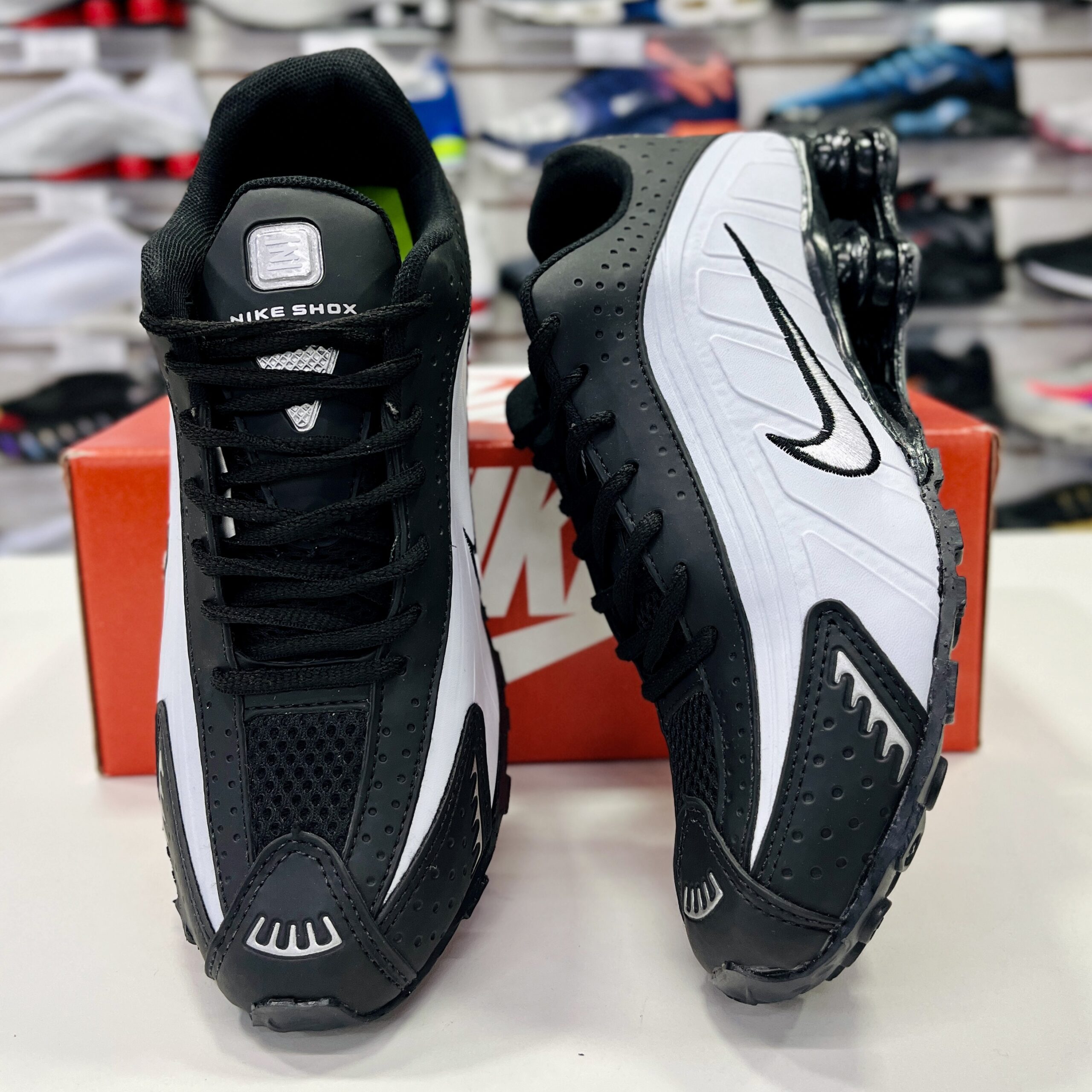 Nike hot sale shox go