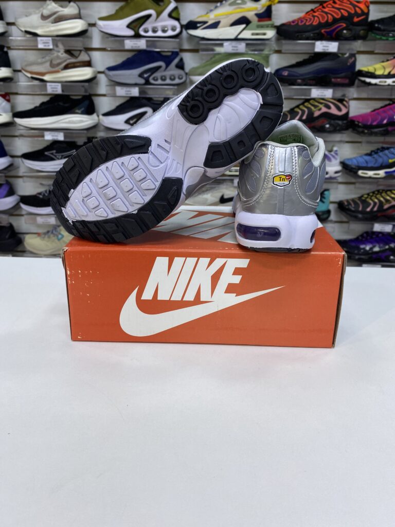 Nike Air Max TN Cinza E PRATA- Importado - Com Garantia - Imagem 32