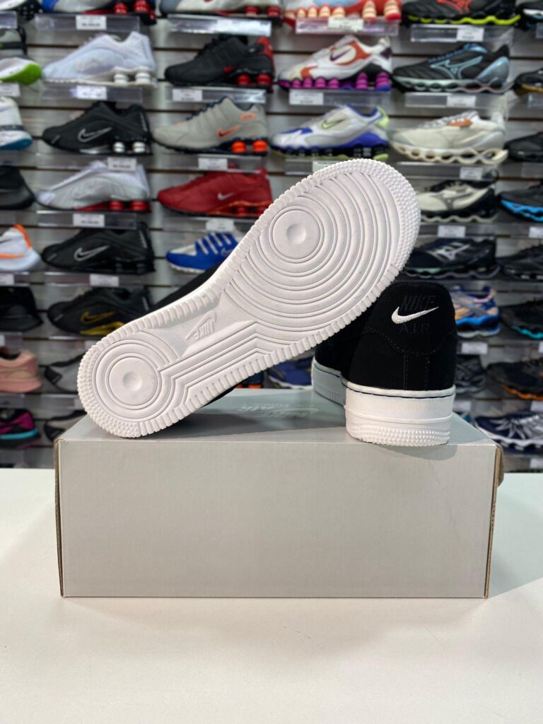 Nike Air Force 1 Preto Nobuck - Importado - Com Garantia - Imagem 4