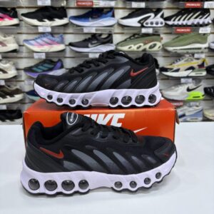 Nike Air Max DN8 -Preto e Branco -  Nacional - Com Garantia